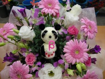 ６歳のお誕生日おめでとう！｜「花の丘　カウベル」　（愛知県長久手市の花キューピット加盟店 花屋）のブログ
